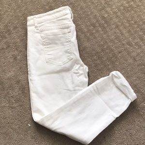 Joe’s Jeans White Capris